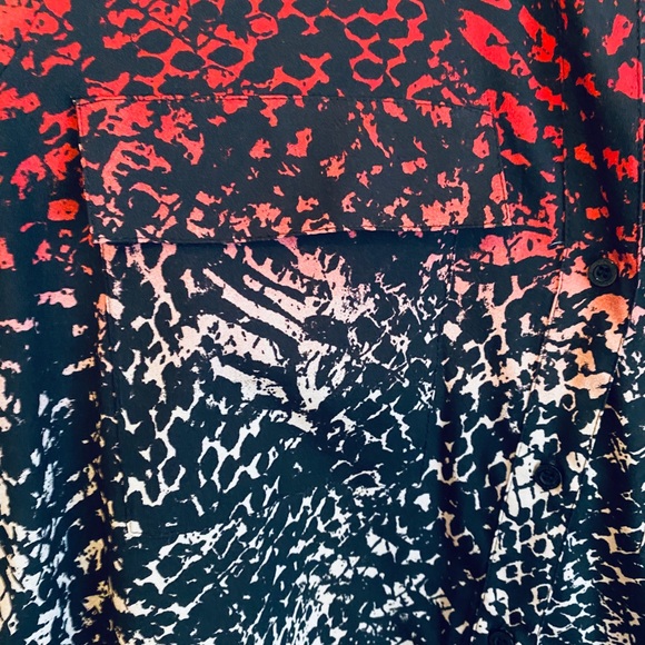 Calvin Klein pattern blouse - great condition!! - Picture 7 of 8